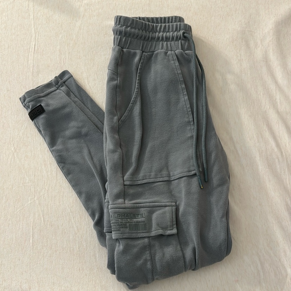 Alphalete Identity joggers